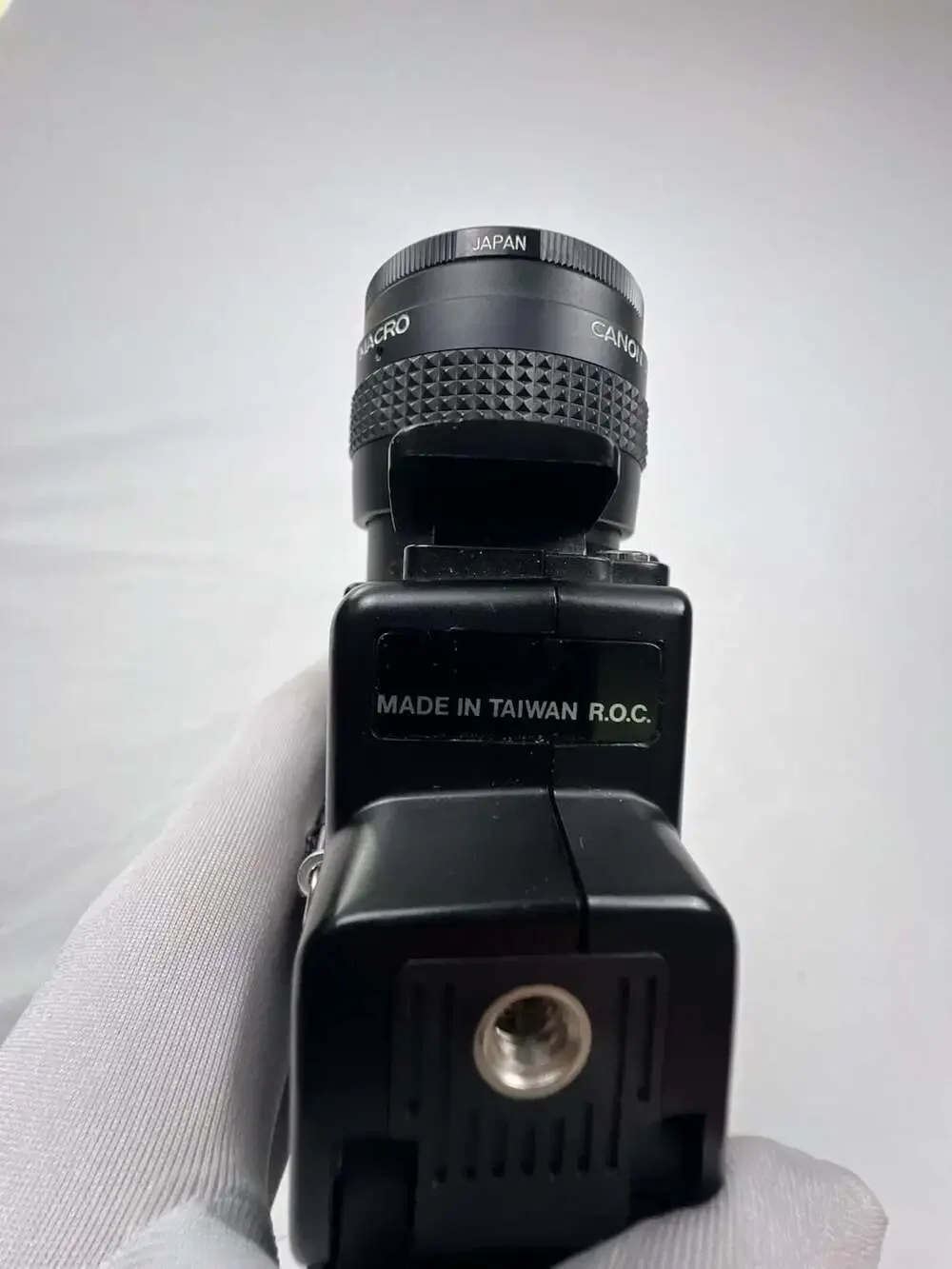 Canon 310XL Super 8 Film Camera with 8.6-26.5mm f/1.0 Macro Zoom Lens